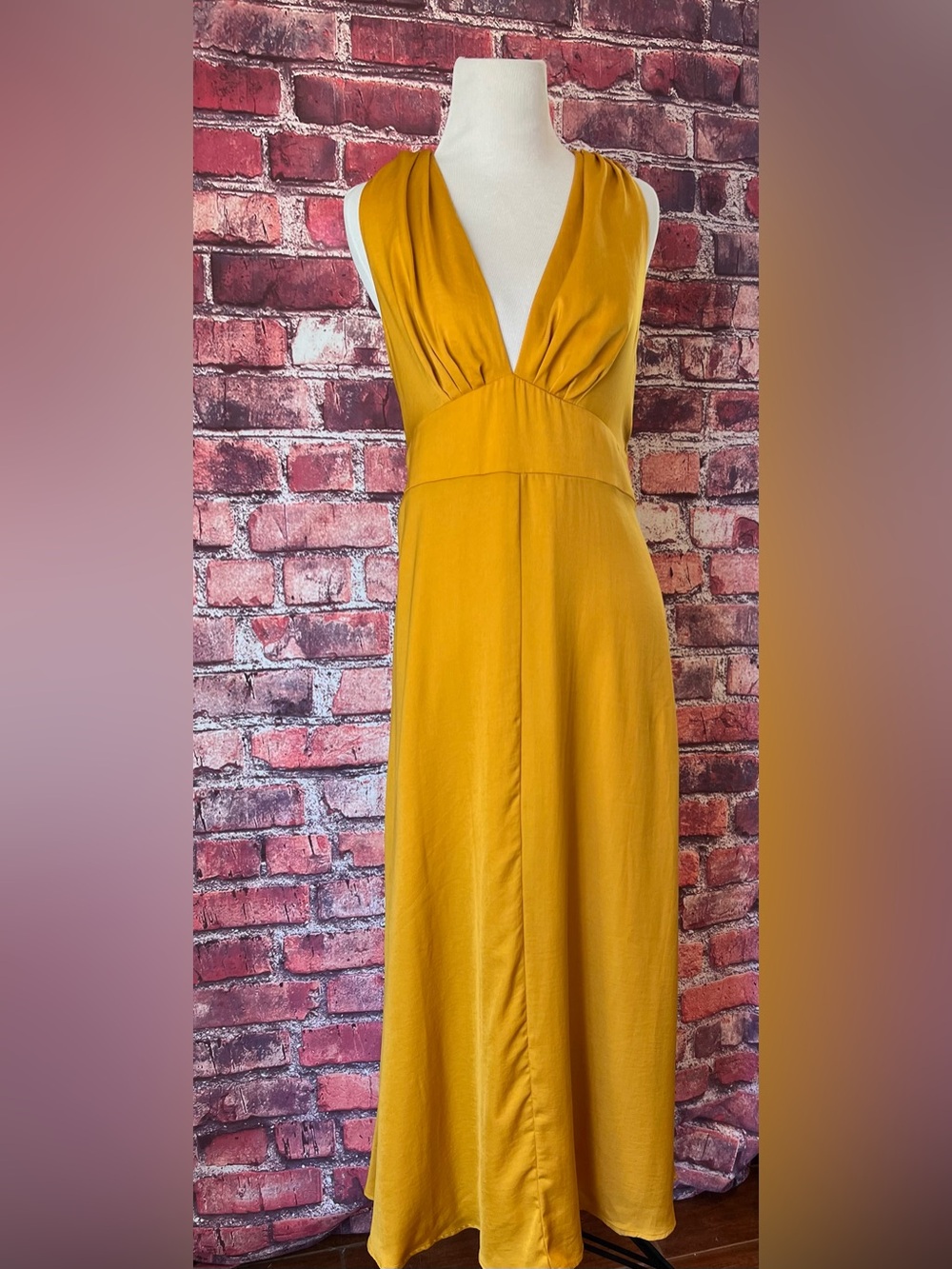 Banana Republic Factory Resort Maxi Dress Gold Plate NWT